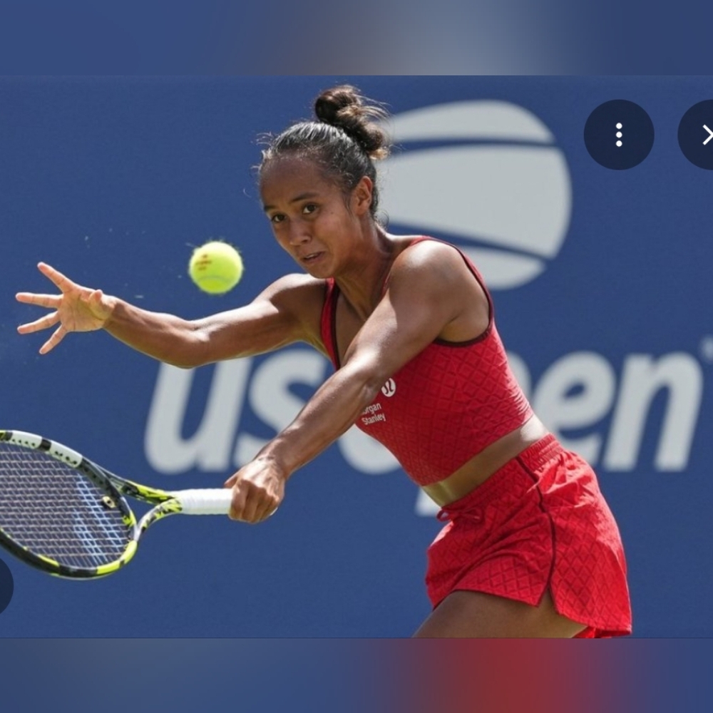 Lululemon Textured Mesh High-Rise Tennis Skirt Lululemon Red/Dark Red NWOT XXS